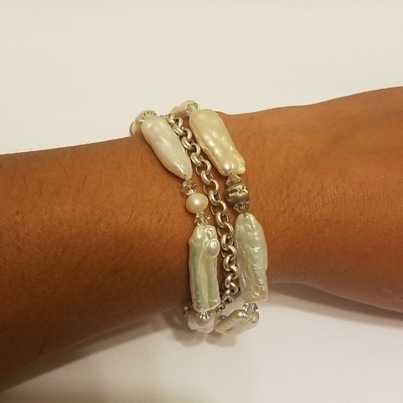 Jewelry - Freshwater Pearl, crystal and silver bracelet